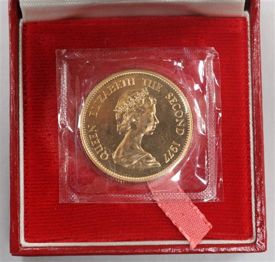 A Royal Mint Hong Kong 22ct gold Lunar Year $1000 coin